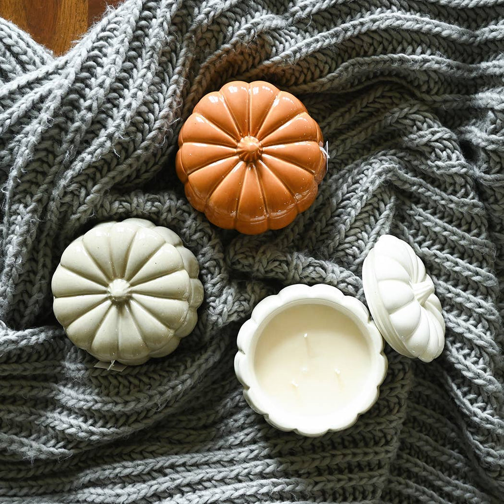 Fall Ceramic Pumpkin 16 oz: Rake, Pile, Leap! Candle — product photo 6