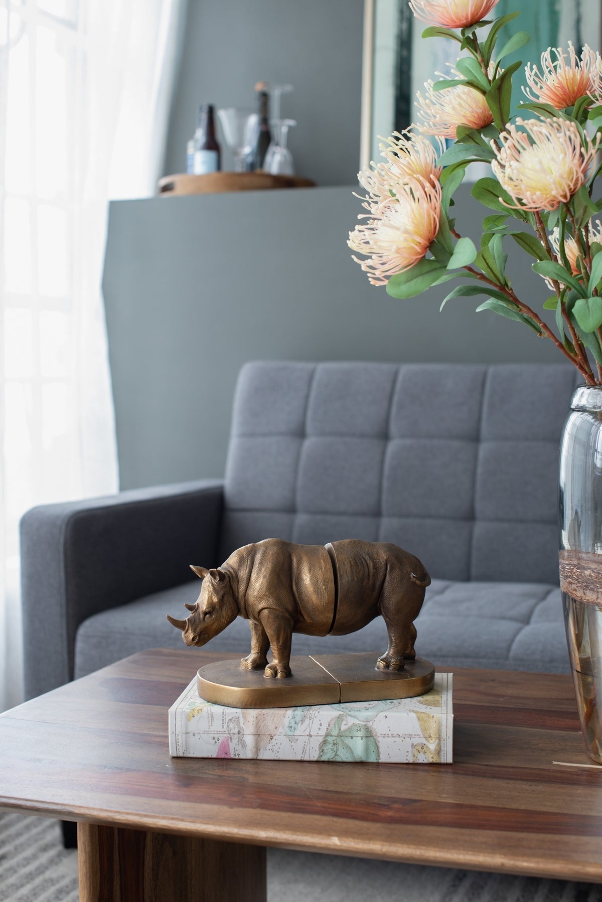 Rhino Bronze Bookends Set of 2 with Vintage-Modern Style - Bronze