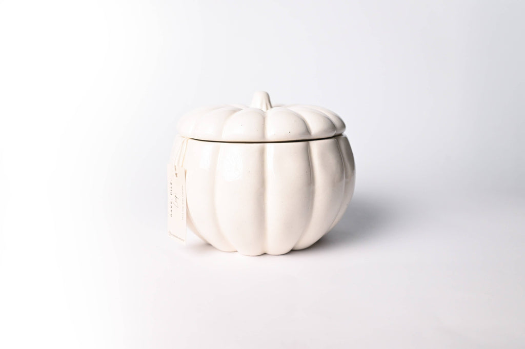 Fall Ceramic Pumpkin 16 oz: Rake, Pile, Leap! Candle — product photo 1