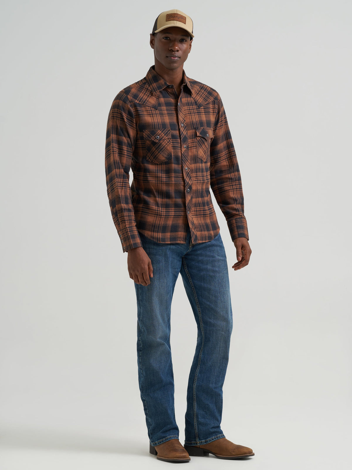 Wrangler Men’s Retro® Flannel Long Sleeve Shirt - Modern Fit - 112381932