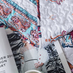 DaDa Bedding White Blue Floral Paisley Quilt Set