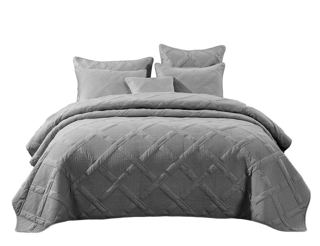 Tache Soothing Pastel Silver Diamond Stitch Light Gray Cotton Quilt Set (JHW-862)