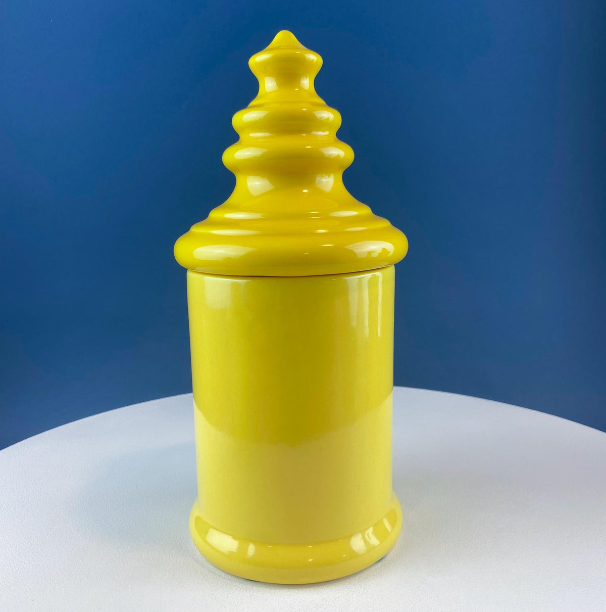 Vintage Mid Century Modern Yellow Ceramic Lantern Shaped Canisters with Lids. Set of 3. Kitchen Dining Rm Decor. Modern Farmhouse.