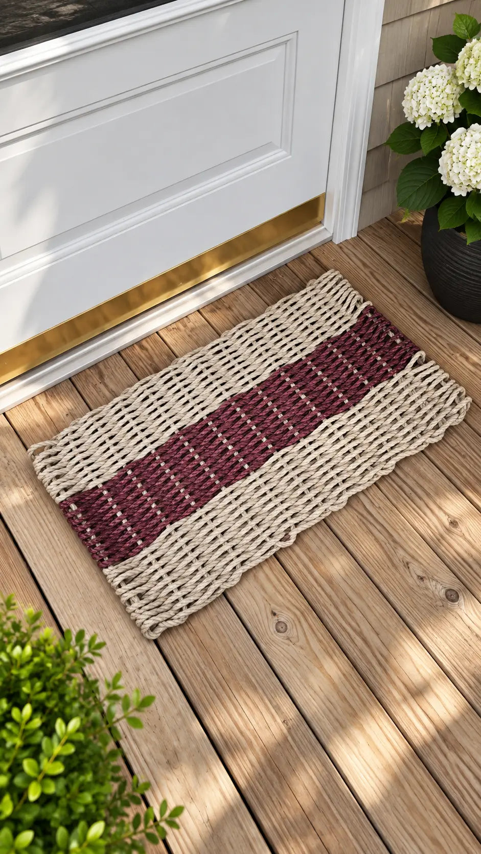 Tan & Burgundy Lobster Rope Doormat — product image