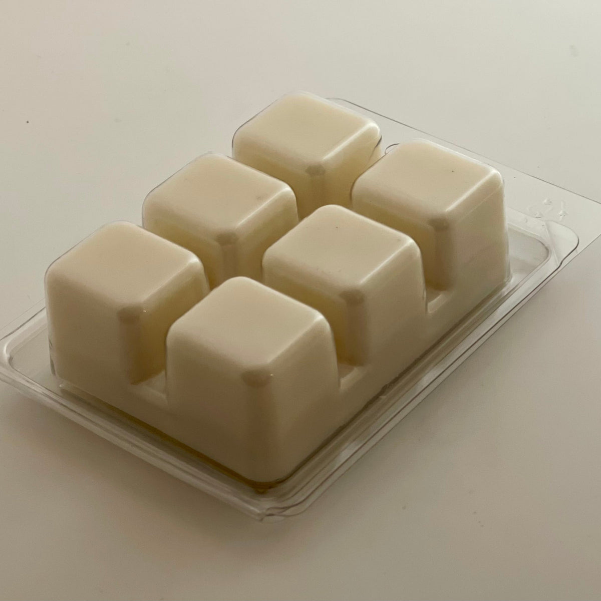Evergreen Hush | Luxury Soy Wax Candle or Wax Melt — product photo 4