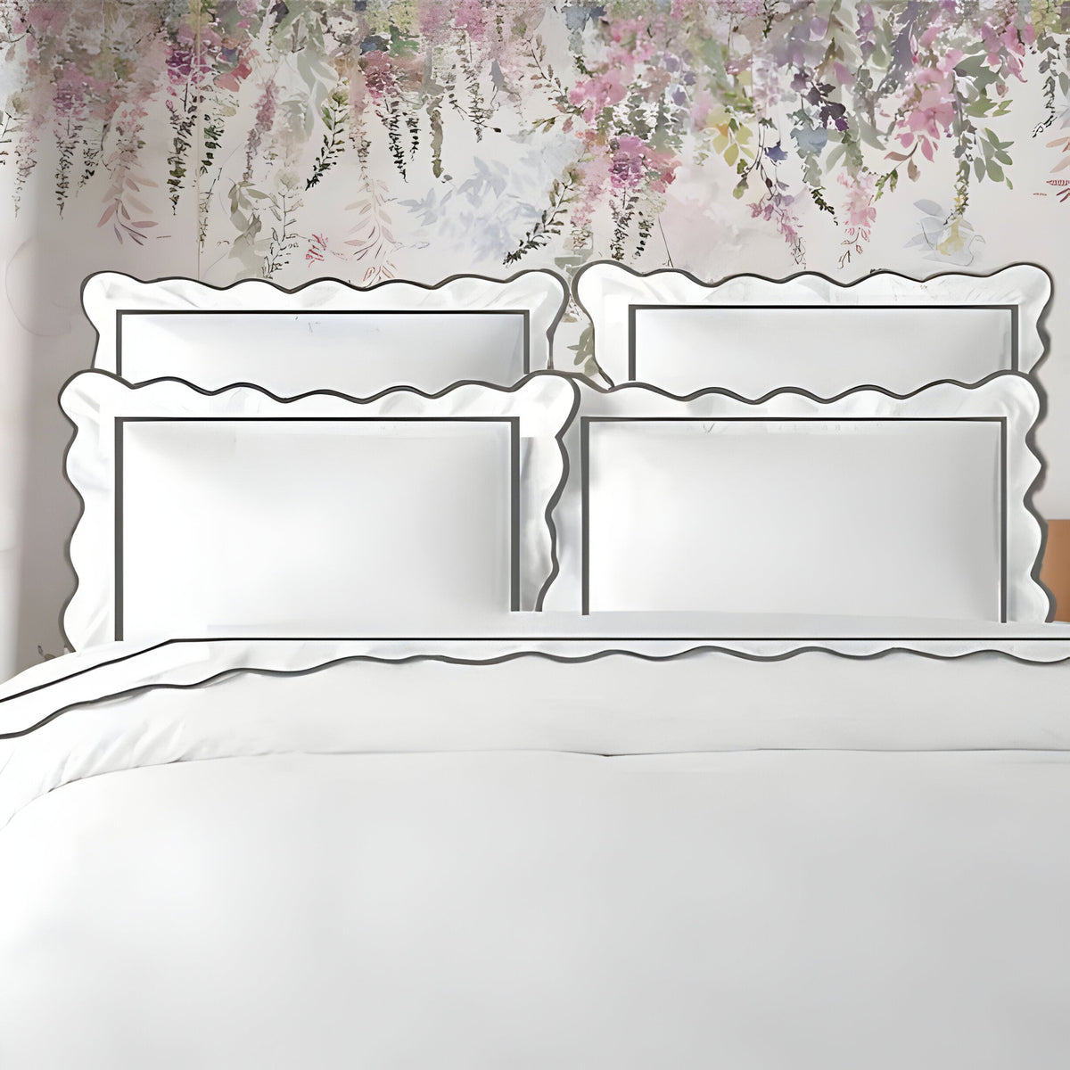 400TC Cotton Scallop Embroidery & Border Sateen Solid Duvet Cover Set