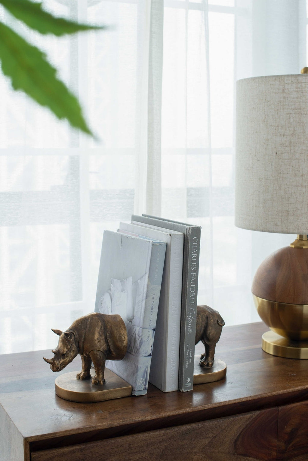 Rhino Bronze Bookends Set of 2 with Vintage-Modern Style - Bronze