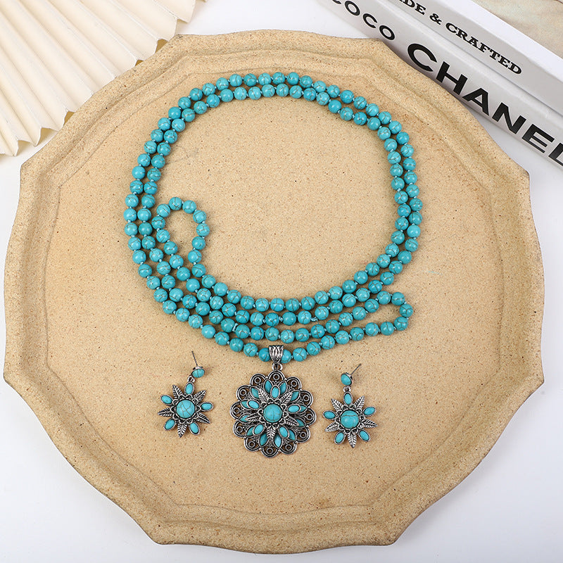 Western-style Loose Turquoise Bead Necklace With Electroplating — product image