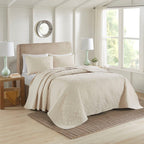 Cream 3 Piece Reversible Bedspread Set with Quilted Medallion - King/Cal King