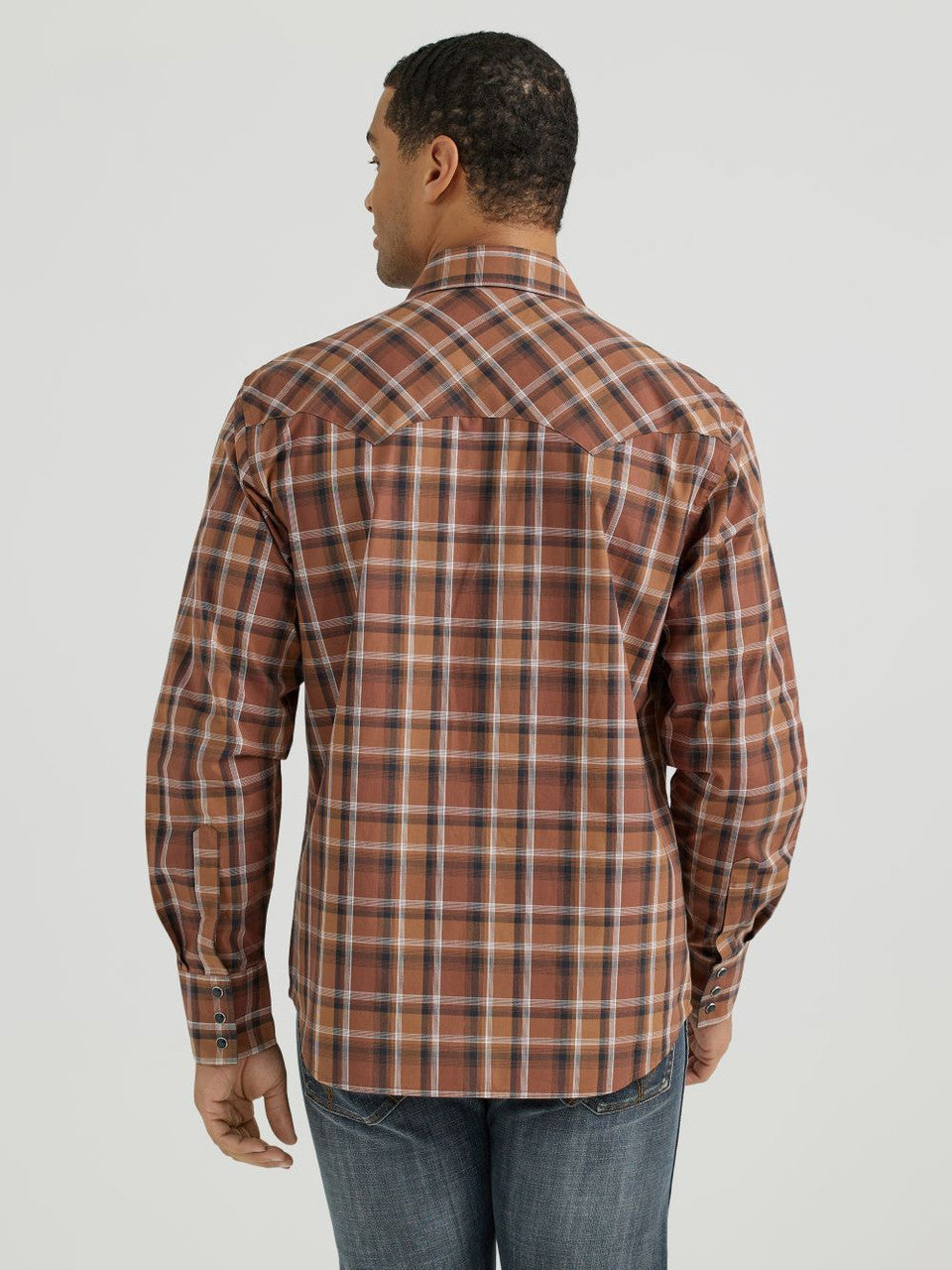 Wrangler - Men's Retro Long Sleeve Modern Fit Western Snap Shirt - 112355373
